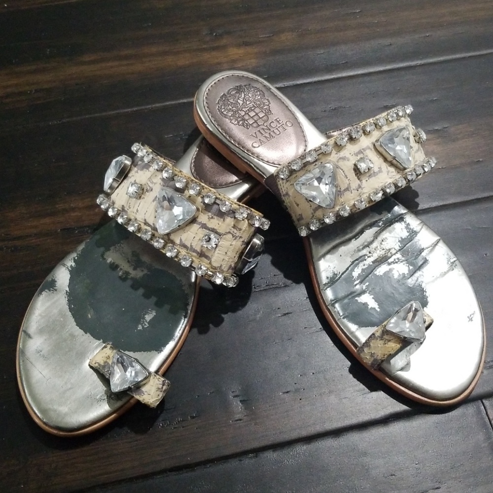 ***SOLD*** Vince Camuto Gray snake Gem sandals